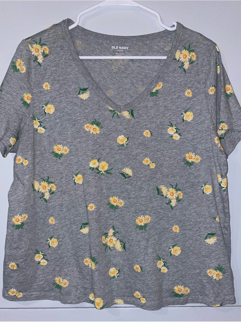 Old Navy Gray V-Neck Tee with Yellow Floral Print